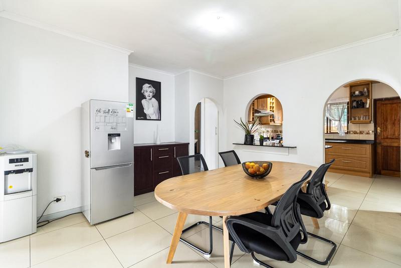 4 Bedroom Property for Sale in Windsor Park Western Cape